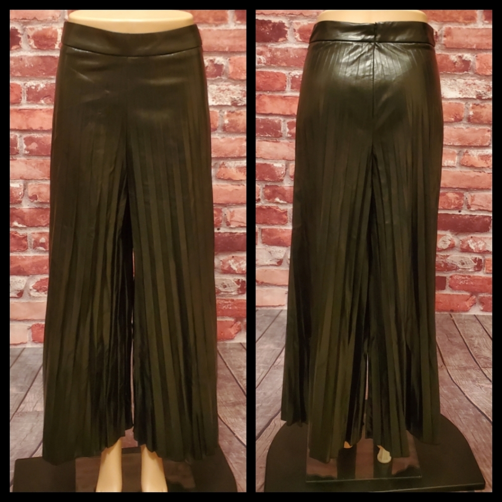 Black Vegan Leather High Rise Palazzo Pants Size 4 - Picture 4 of 4